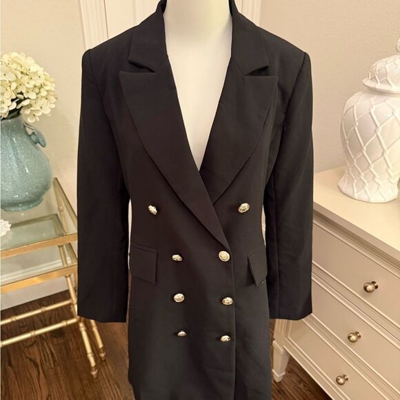 Lulu's Black Double Breasted Blazer / Dress - Picture 4 of 4